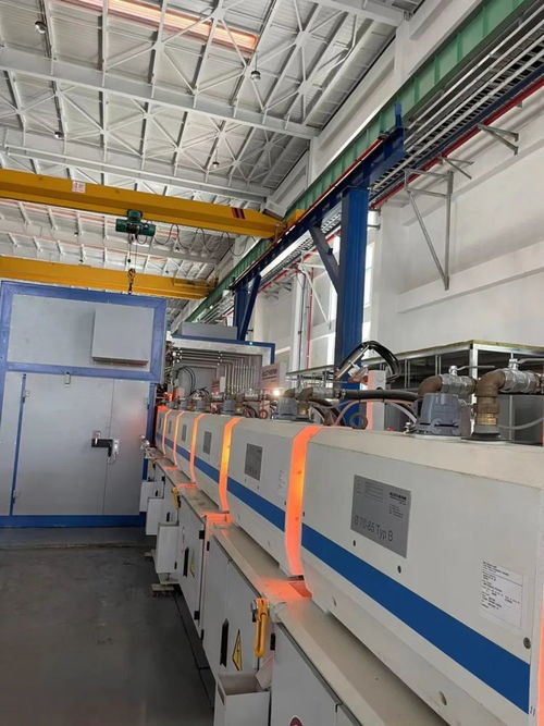 實(shí)現(xiàn)量產(chǎn) 國內(nèi)首臺哈特貝爾大型熱成型機(jī)熱試成功